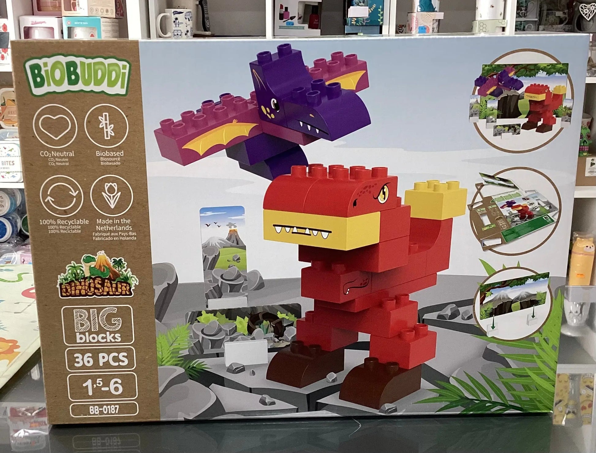 Dinosaur Bitu Gift Shop